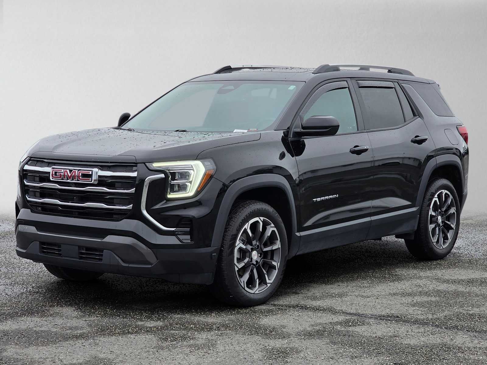 Used 2025 GMC Terrain Elevation w/ Elevation Premium Package AWD/4WD image 7