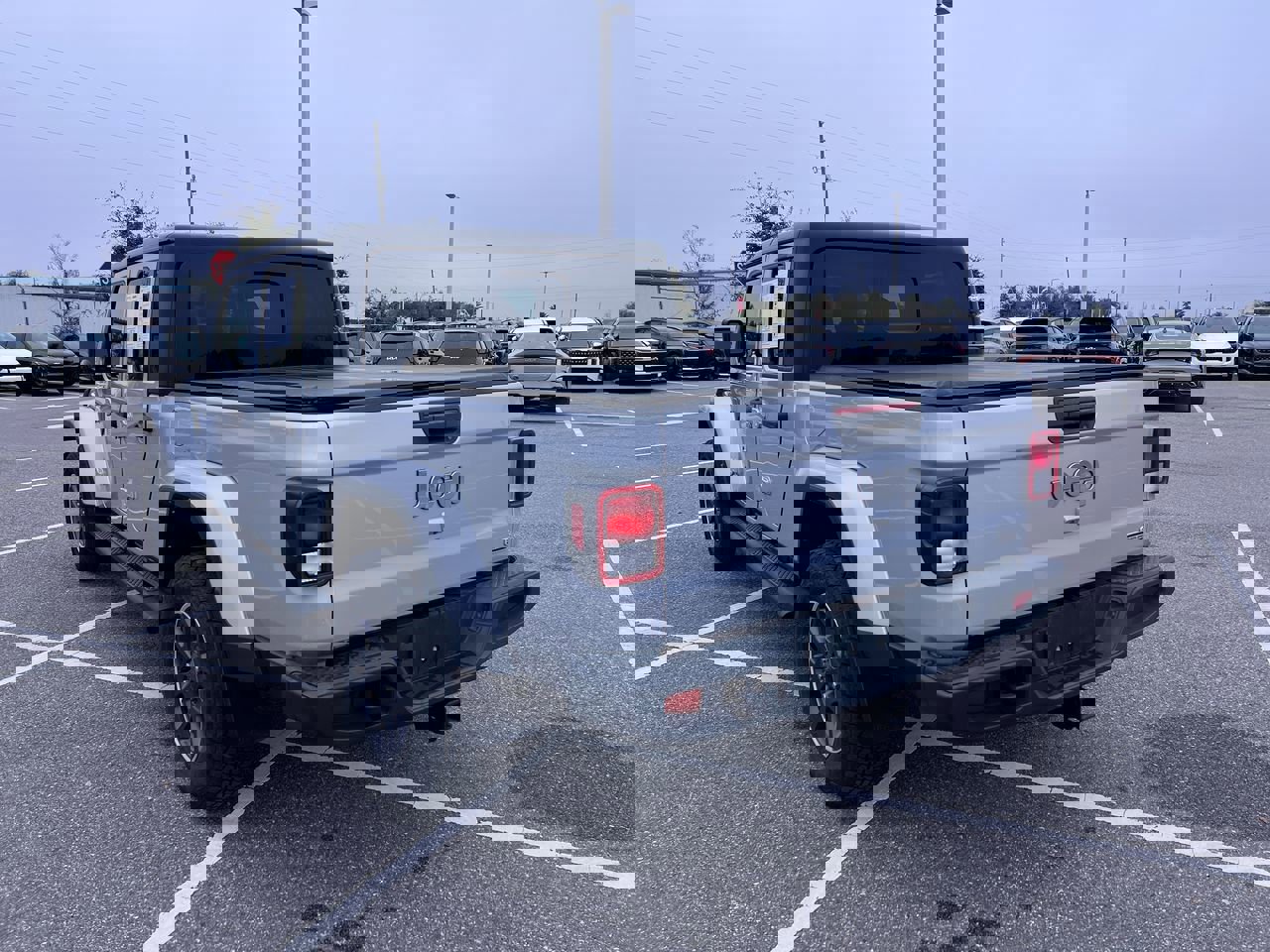 Used 2022 Jeep Gladiator Overland w/ Popular Equipment Package image 5