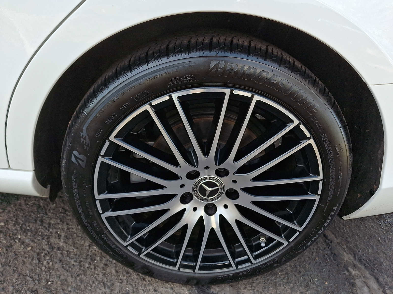 Certified 2024 Mercedes-Benz C 300 4MATIC Sedan image 6