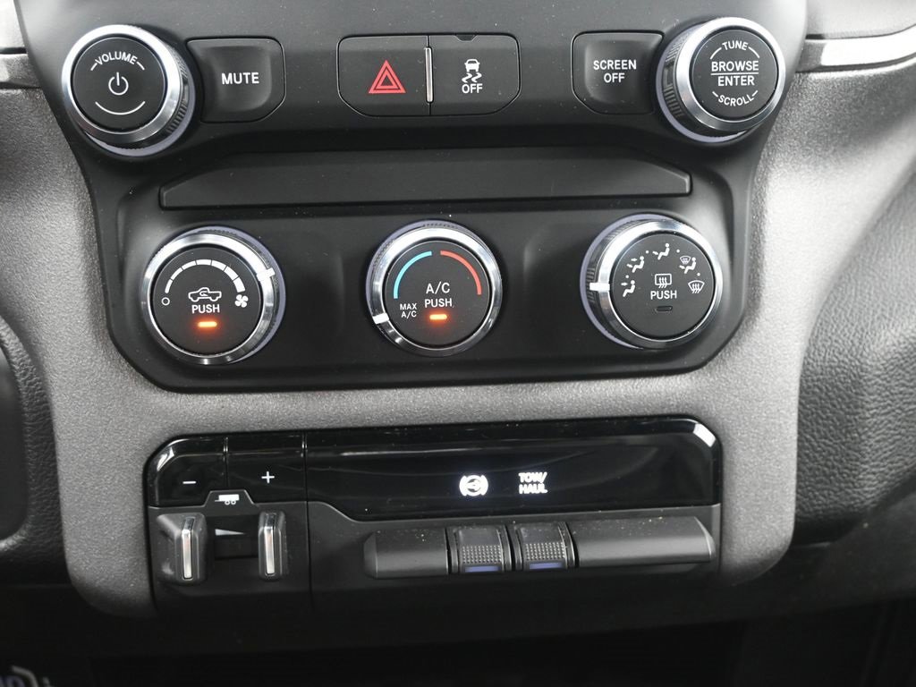 Used 2024 RAM 3500 Tradesman w/ Chrome Appearance Group image 14