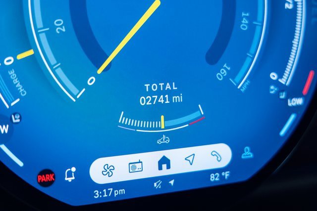 Certified 2025 MINI Cooper S image 2