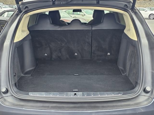 Used 2018 Tesla Model X 75D image 10