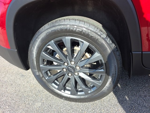 Used 2023 Chevrolet Traverse RS w/ LPO, Floor Liner Package image 10