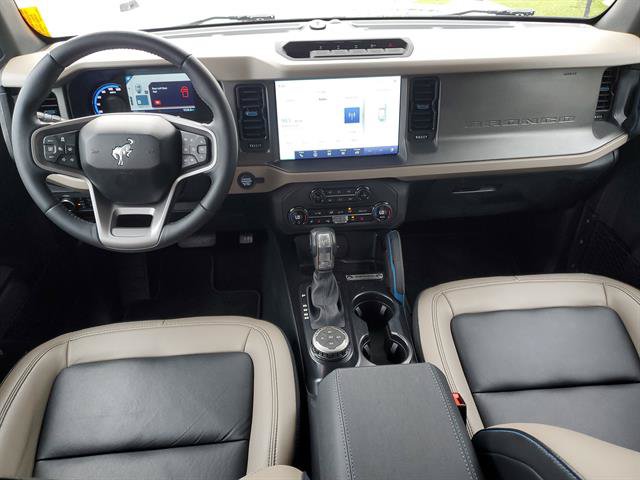 Used 2024 Ford Bronco Wildtrak AWD/4WD image 32