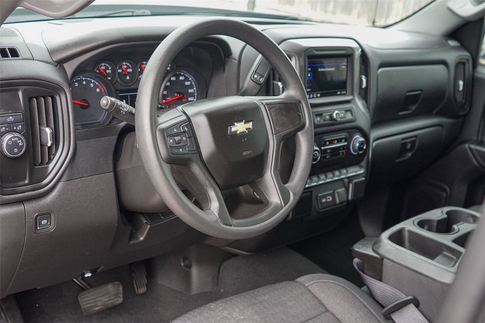 Used 2023 Chevrolet Silverado 1500 Custom RWD image 9