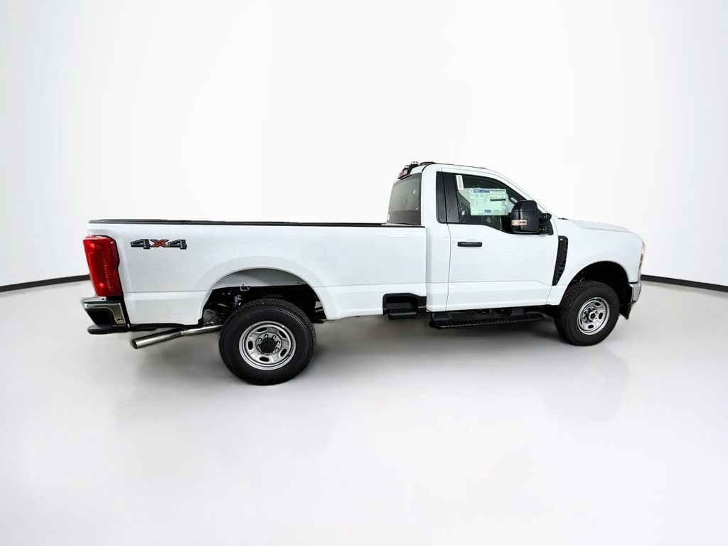 New 2027 Ford F350 XL w/ XL Driver Assist Package AWD/4WD image 4