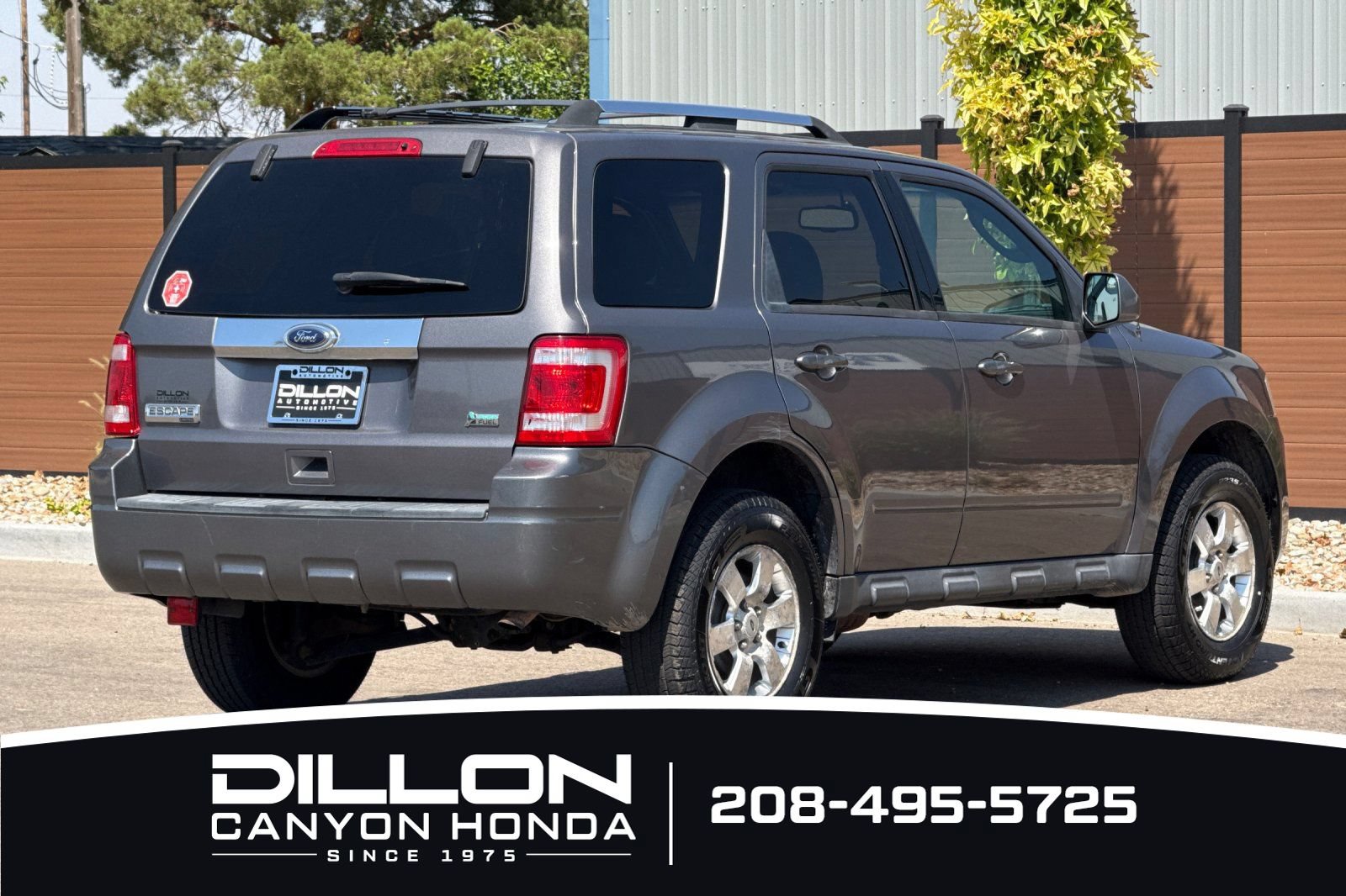 Used 2011 Ford Escape Limited w/ 301A Rapid Spec Order Code AWD/4WD image 4