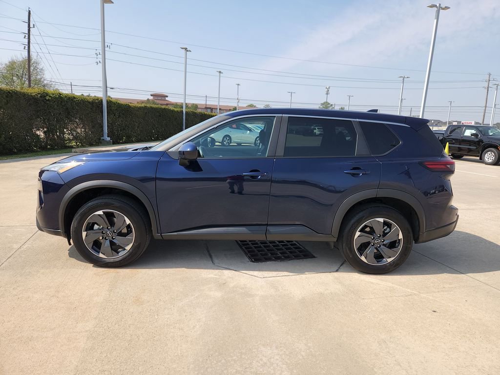Used 2025 Nissan Rogue SV AWD/4WD image 8