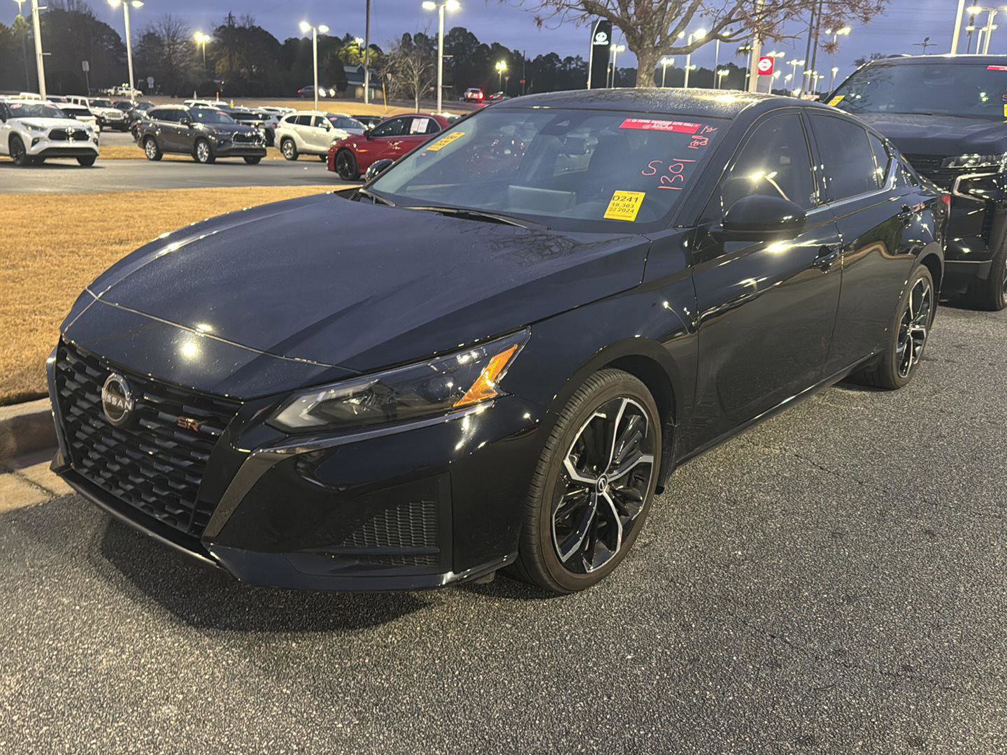 Used 2024 Nissan Altima 2.5 SR w/ SR Premium Package video 1