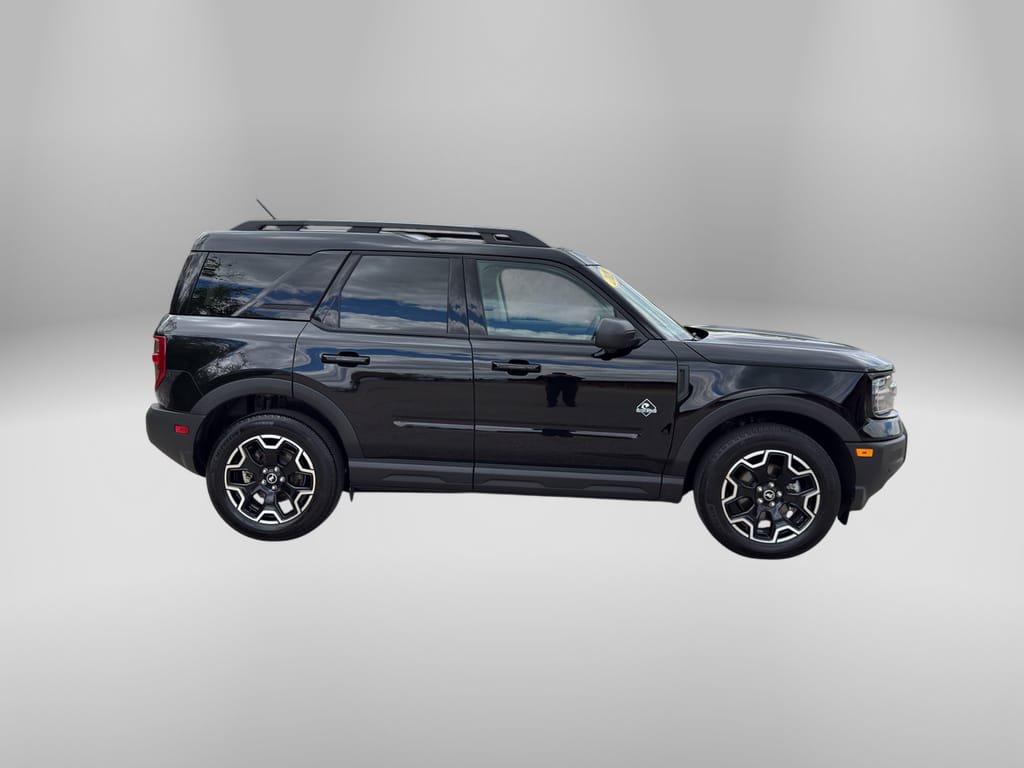 Used 2025 Ford Bronco Sport Outer Banks w/ Outer Banks Tech Package+ AWD/4WD image 4