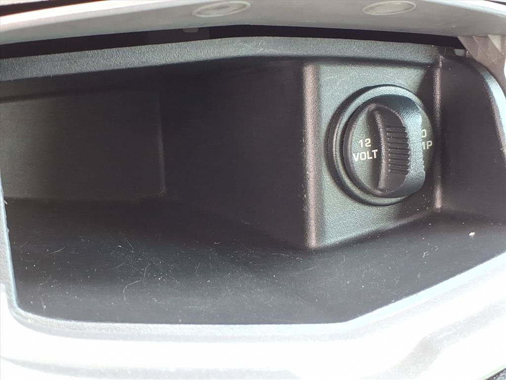 Used 2010 Chrysler Sebring Limited FWD image 27