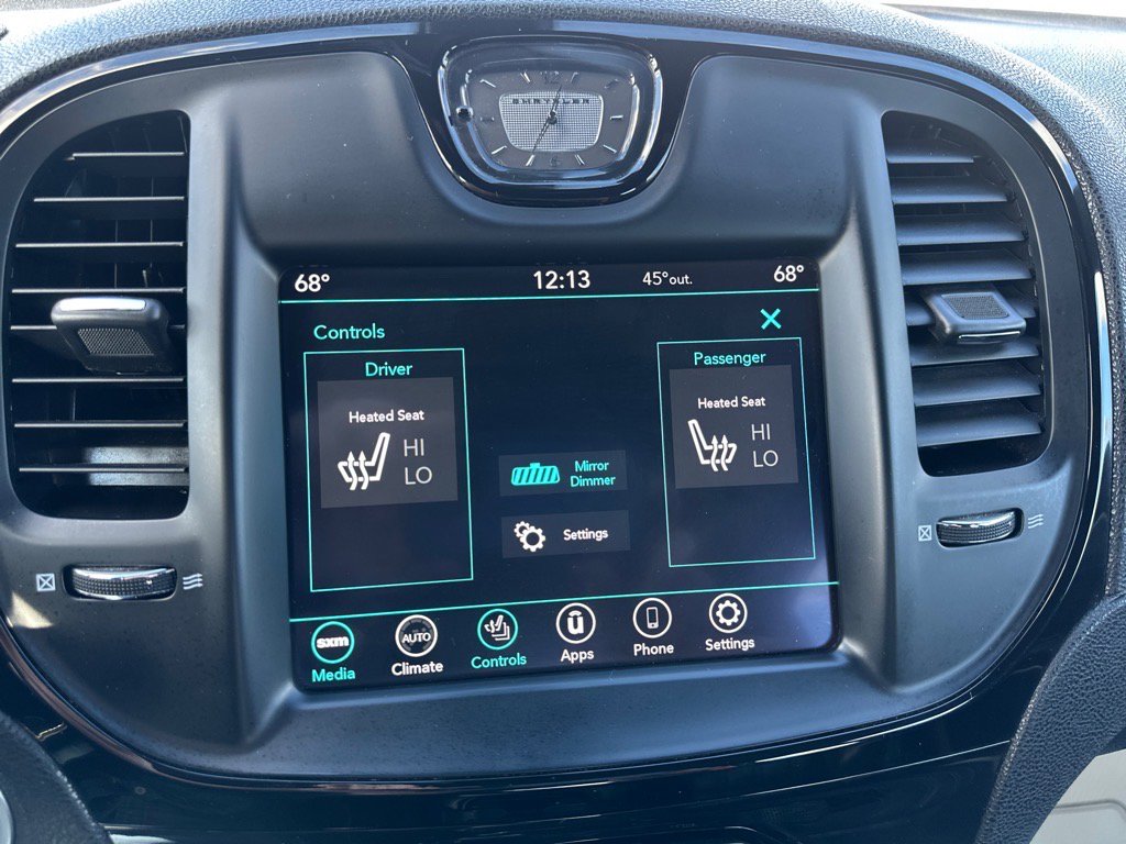 Used 2021 Chrysler 300 S image 26