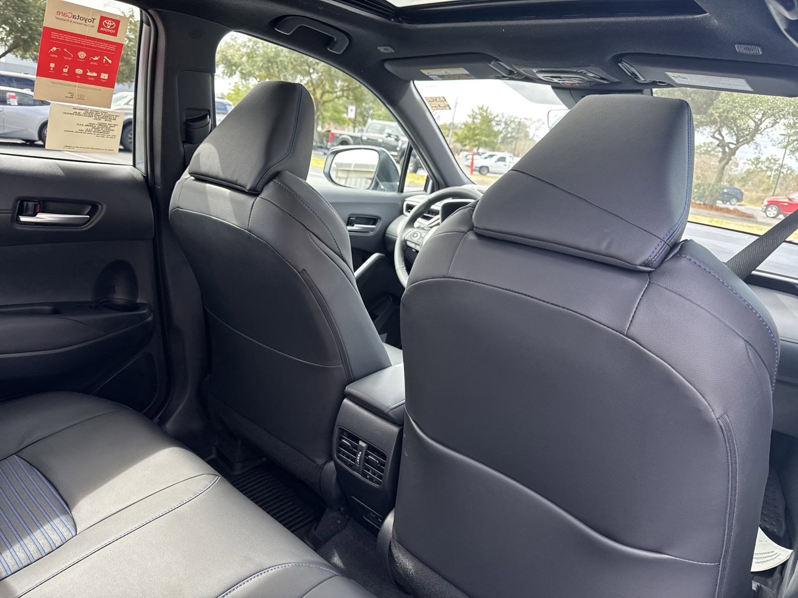 New 2025 Toyota Corolla Cross AWD Hybrid w/ Convenience Package image 31