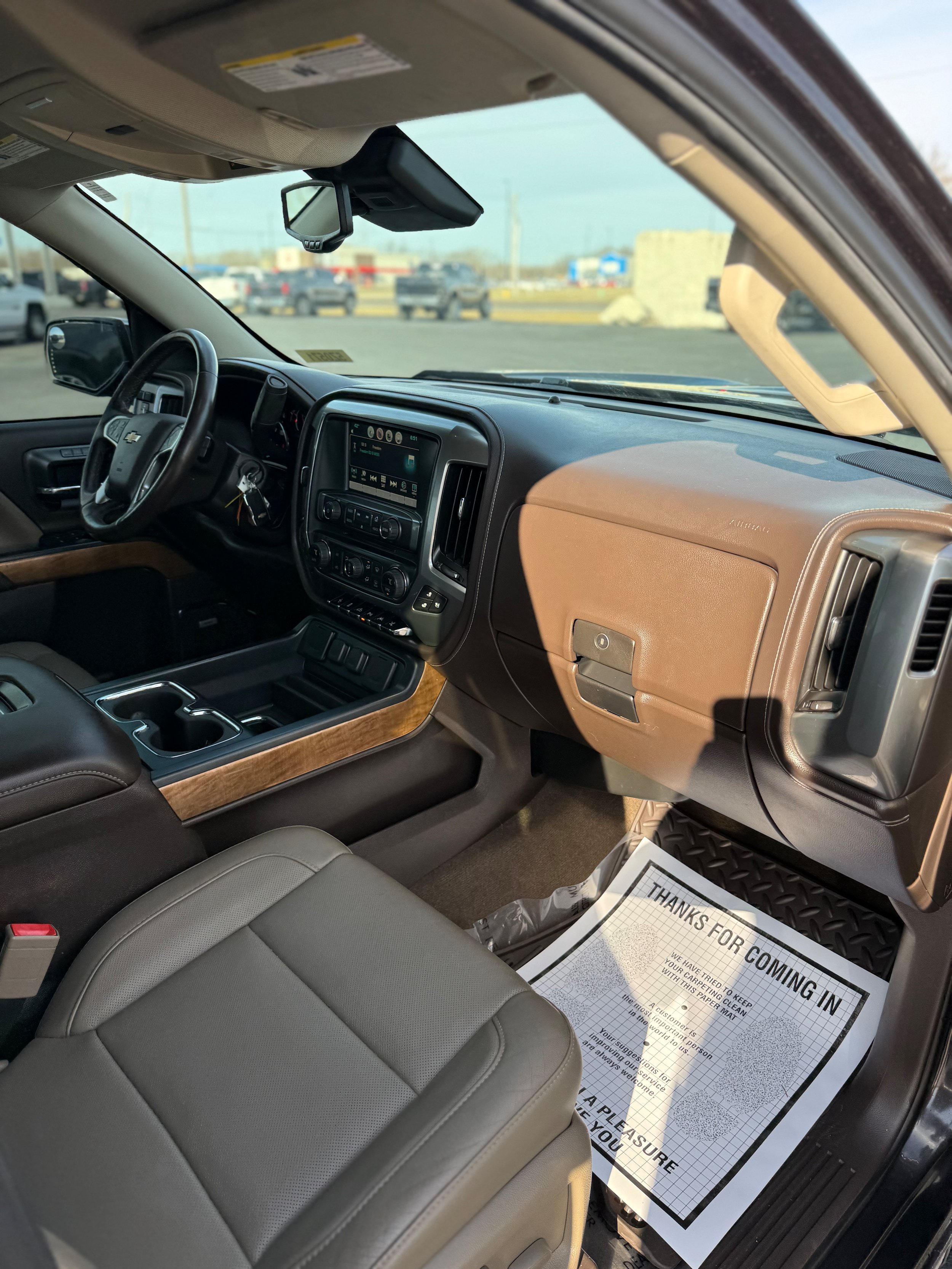 Used 2016 Chevrolet Silverado 1500 LTZ w/ LTZ Plus Package AWD/4WD image 9