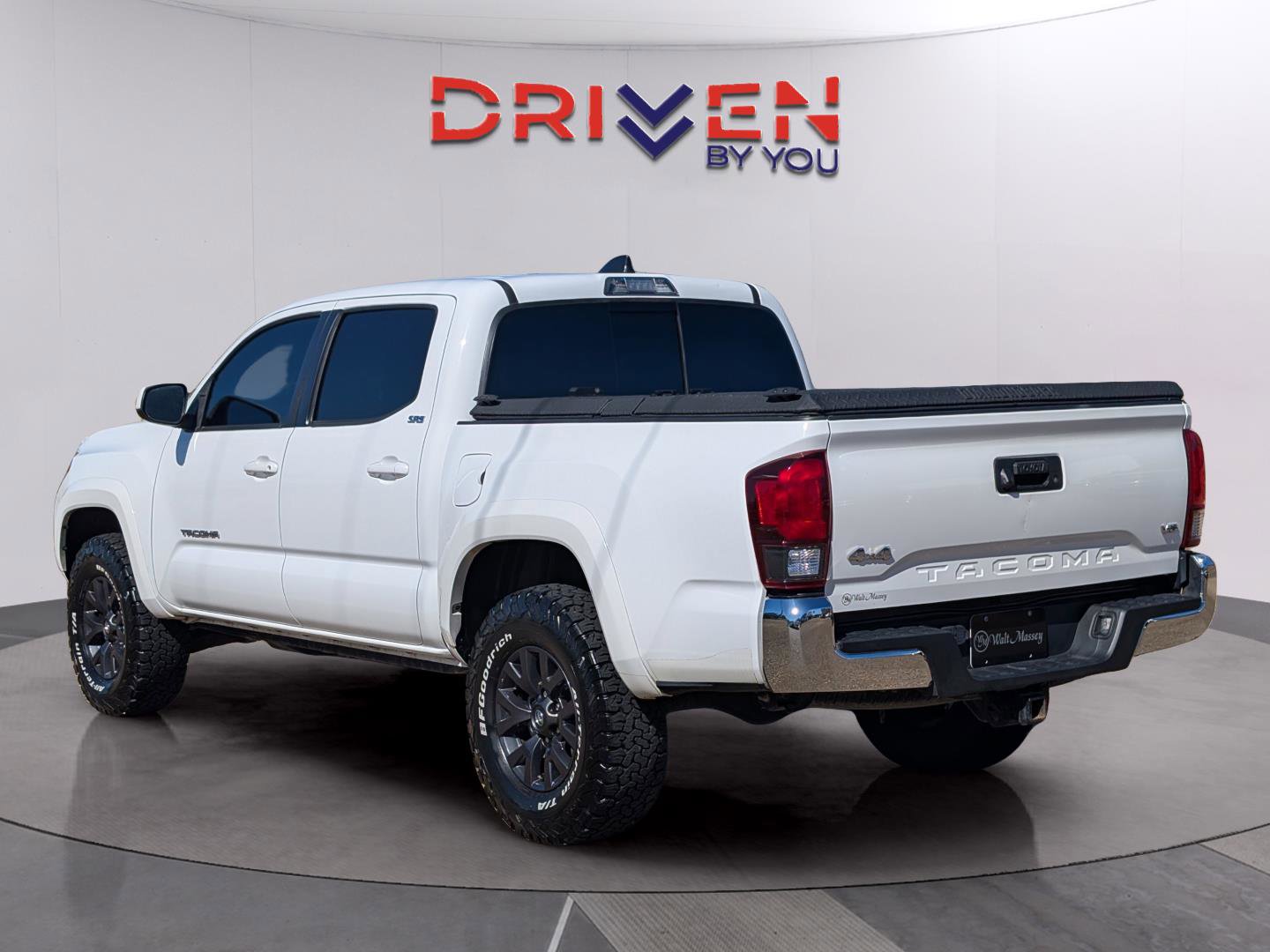 Used 2021 Toyota Tacoma SR5 image 3
