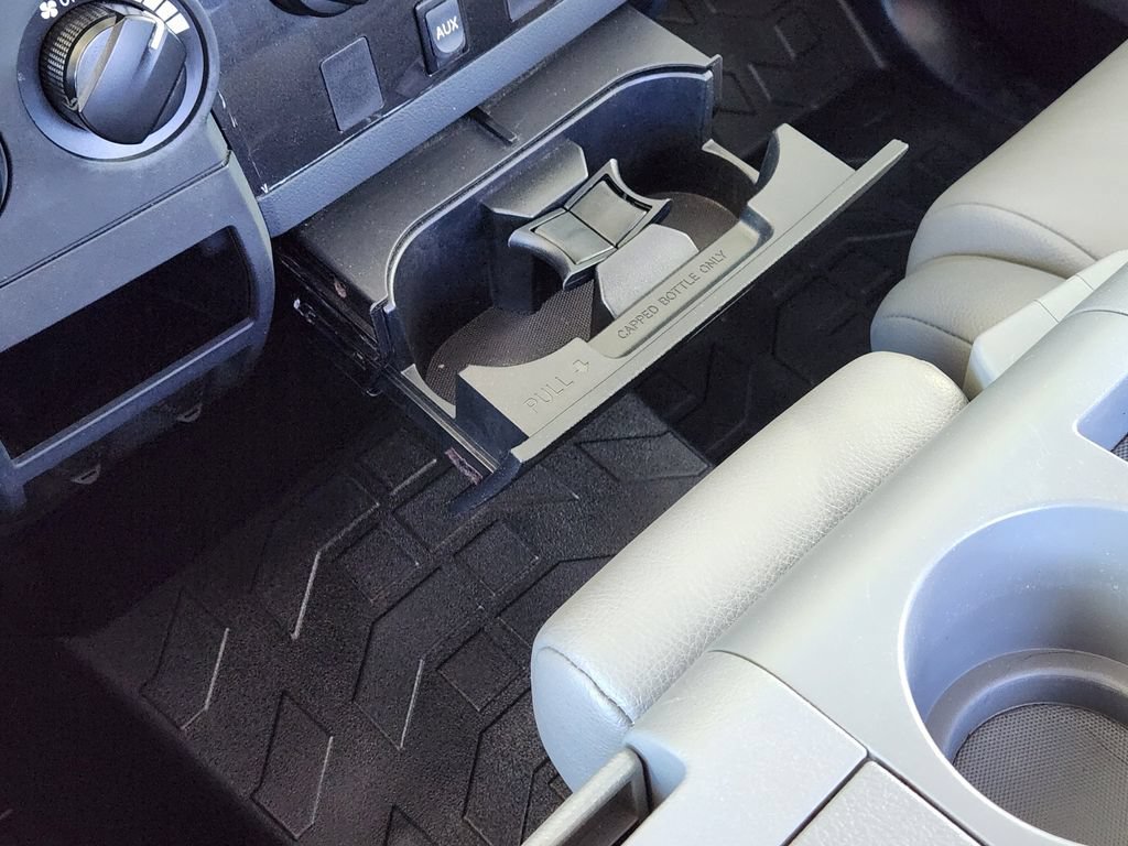 Used 2013 Toyota Tundra 2WD Double Cab image 24