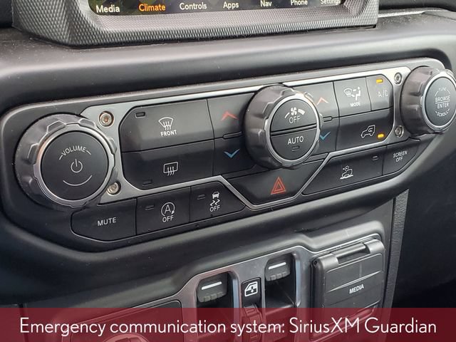 Used 2022 Jeep Wrangler Unlimited Sahara AWD/4WD image 24