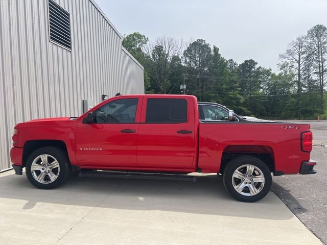 Used 2018 Chevrolet Silverado 1500 Custom w/ Custom Value Package AWD/4WD image 13