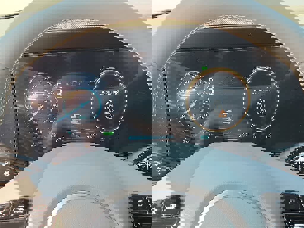 New 2025 Hyundai Elantra SEL image 23