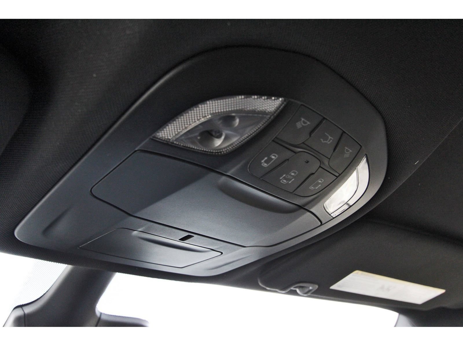 New 2026 Chrysler Voyager LX FWD image 17