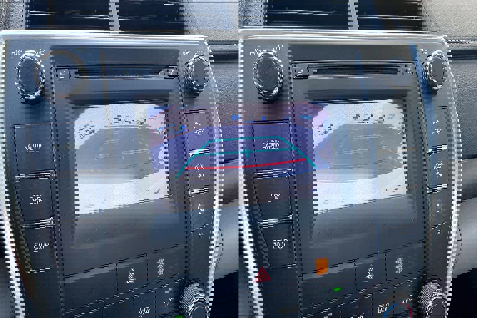 Used 2016 Toyota Camry LE image 25