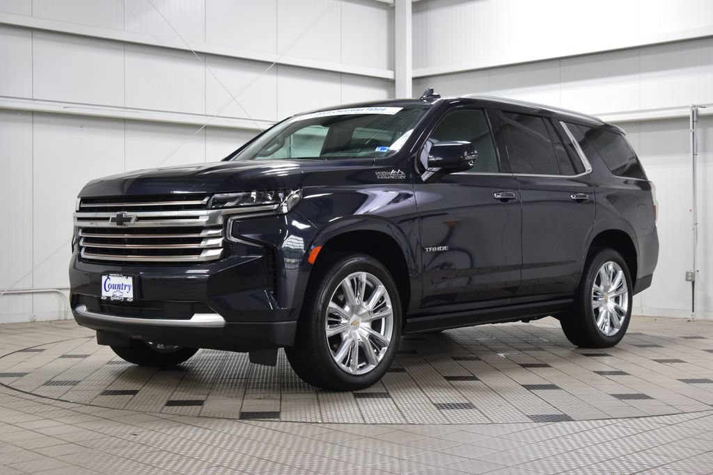 Used 2023 Chevrolet Tahoe High Country AWD/4WD image 3
