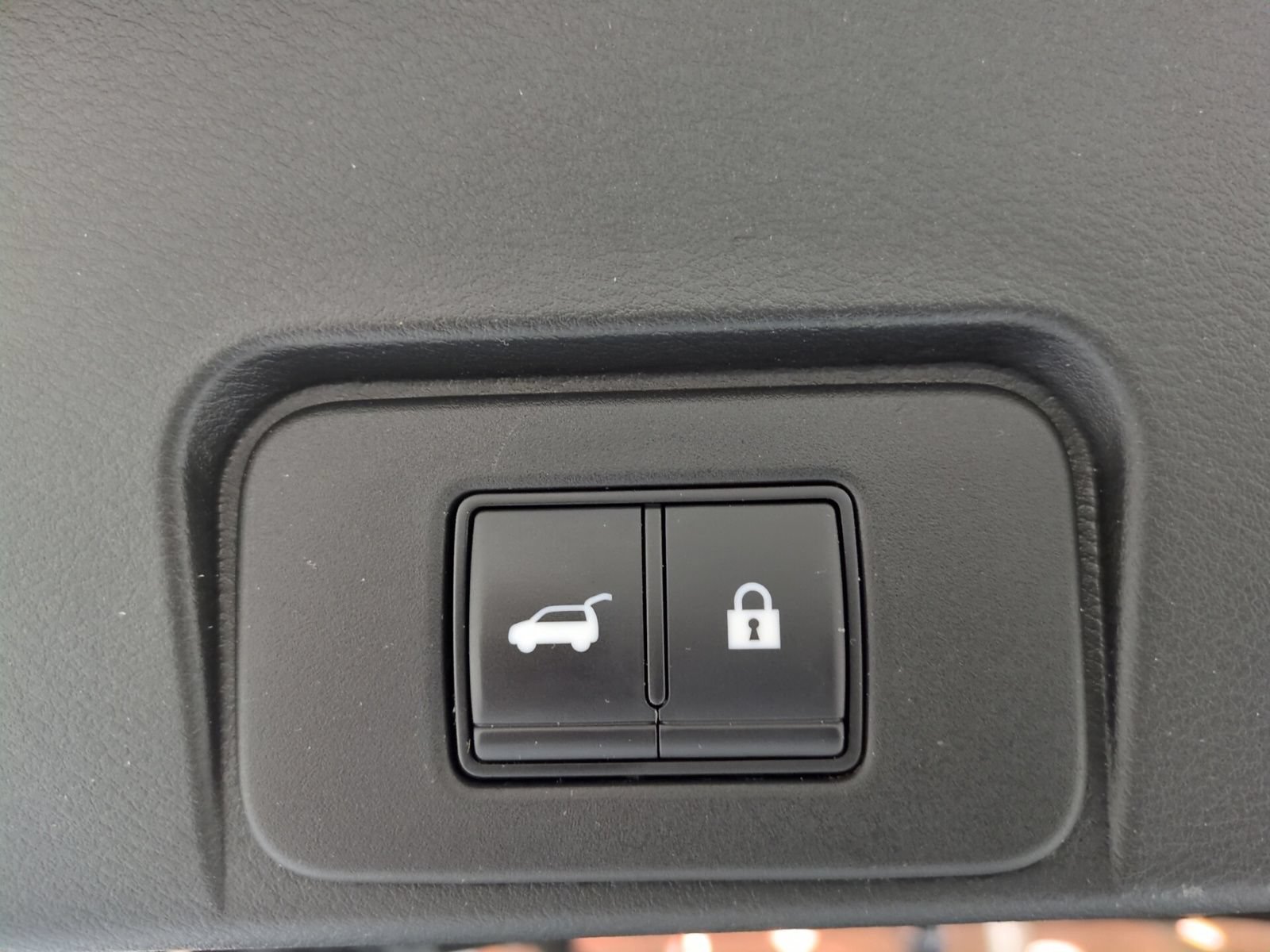 Used 2021 Nissan Rogue SV w/ Premium Package AWD/4WD image 13