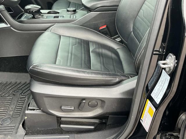 Used 2024 Ford Ranger Lariat w/ FX4 Off-Road Package image 28