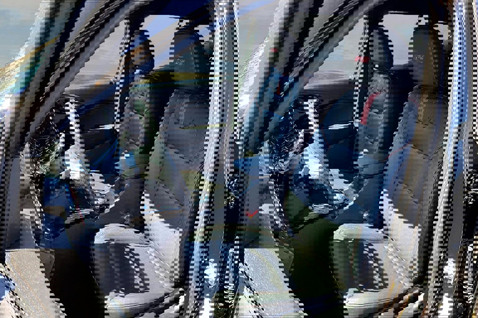 Used 2024 Chevrolet Trax RS w/ Driver Confidence Package image 13