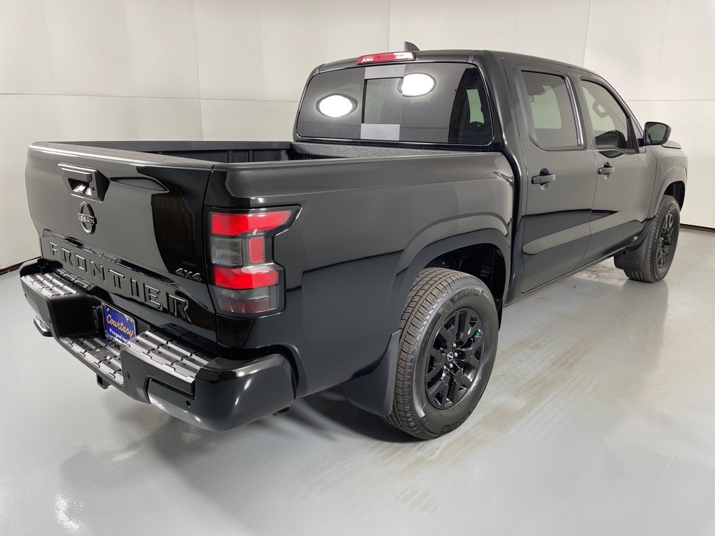 New 2026 Nissan Frontier SV image 8