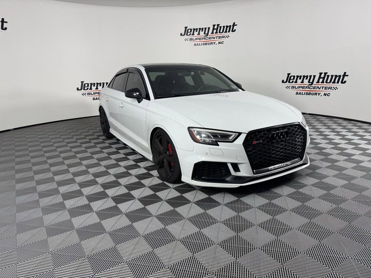 Used 2018 Audi RS 3 image 8