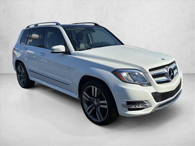 Used 2015 Mercedes-Benz GLK 350 4MATIC image 2