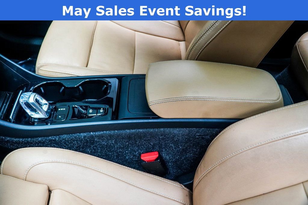 Used 2021 Volvo XC40 T5 Inscription w/ Climate Package AWD/4WD image 17
