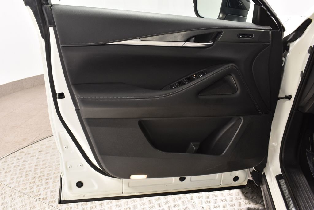 Used 2023 INFINITI QX60 Luxe w/ Cargo Package image 9