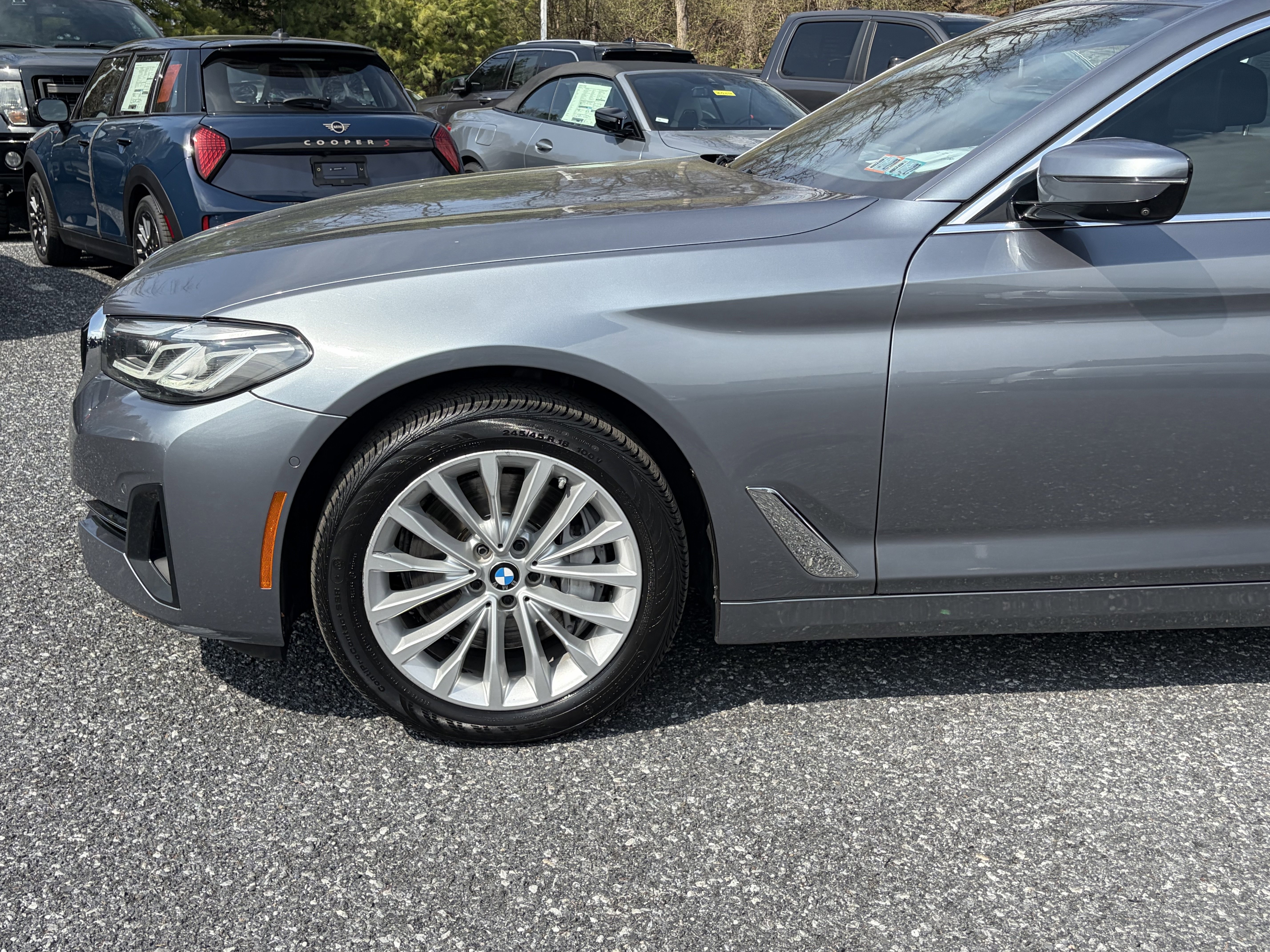 Used 2021 BMW 540i xDrive w/ Executive Package image 4