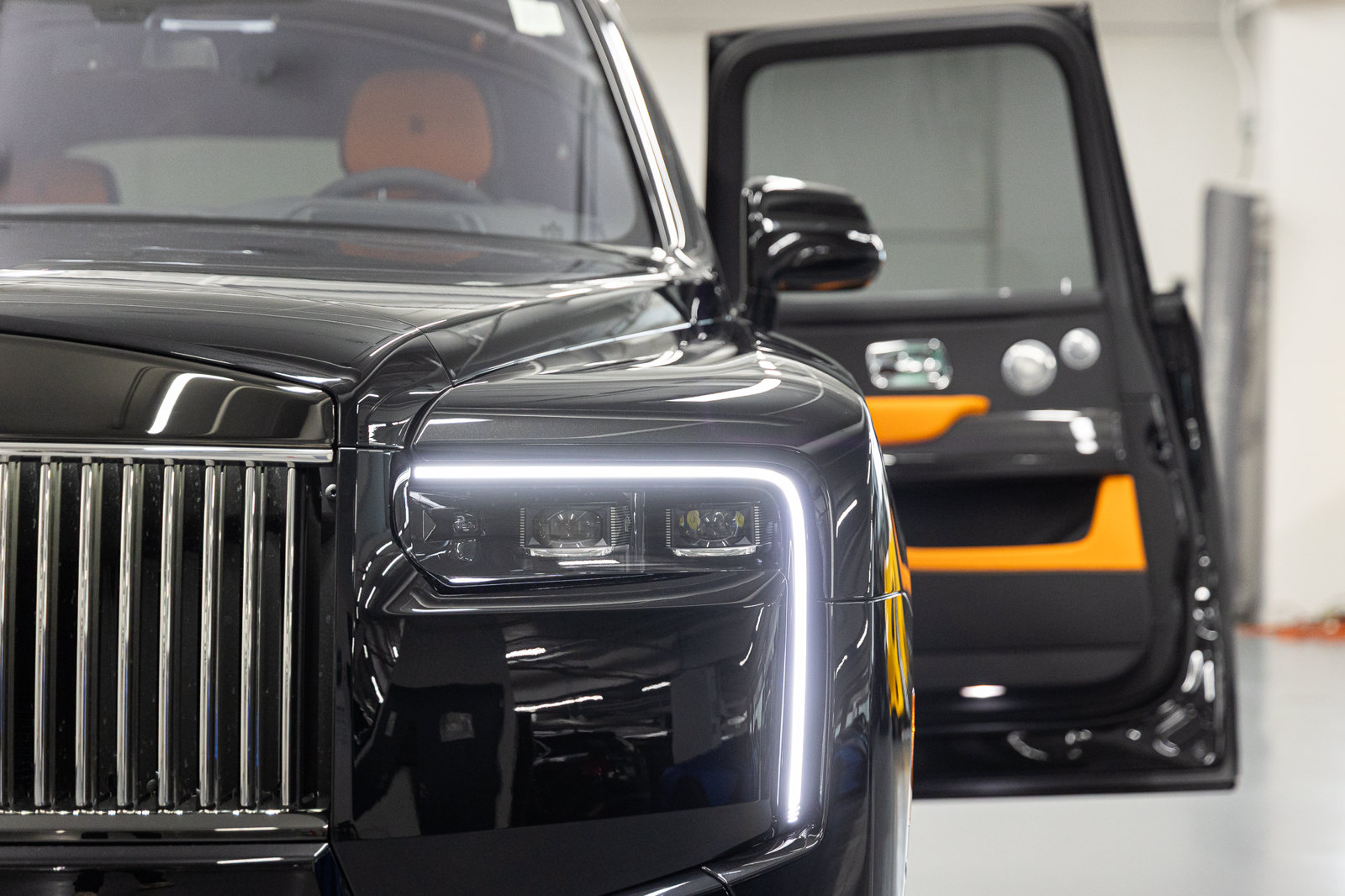 New 2027 Rolls-Royce Cullinan Black Badge AWD/4WD image 27