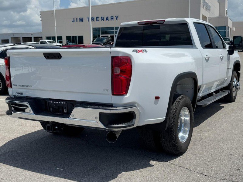 Used 2026 Chevrolet Silverado 3500 LT w/ All Star Edition AWD/4WD image 3