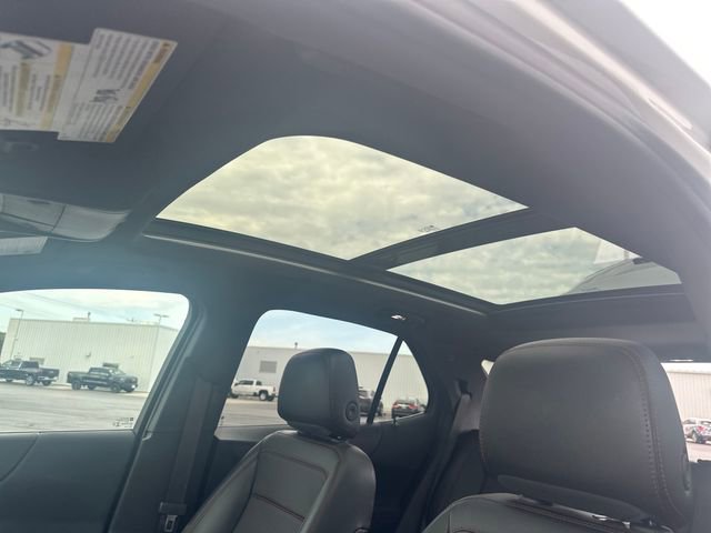 Used 2022 Chevrolet Equinox RS w/ RS Leather Package image 25