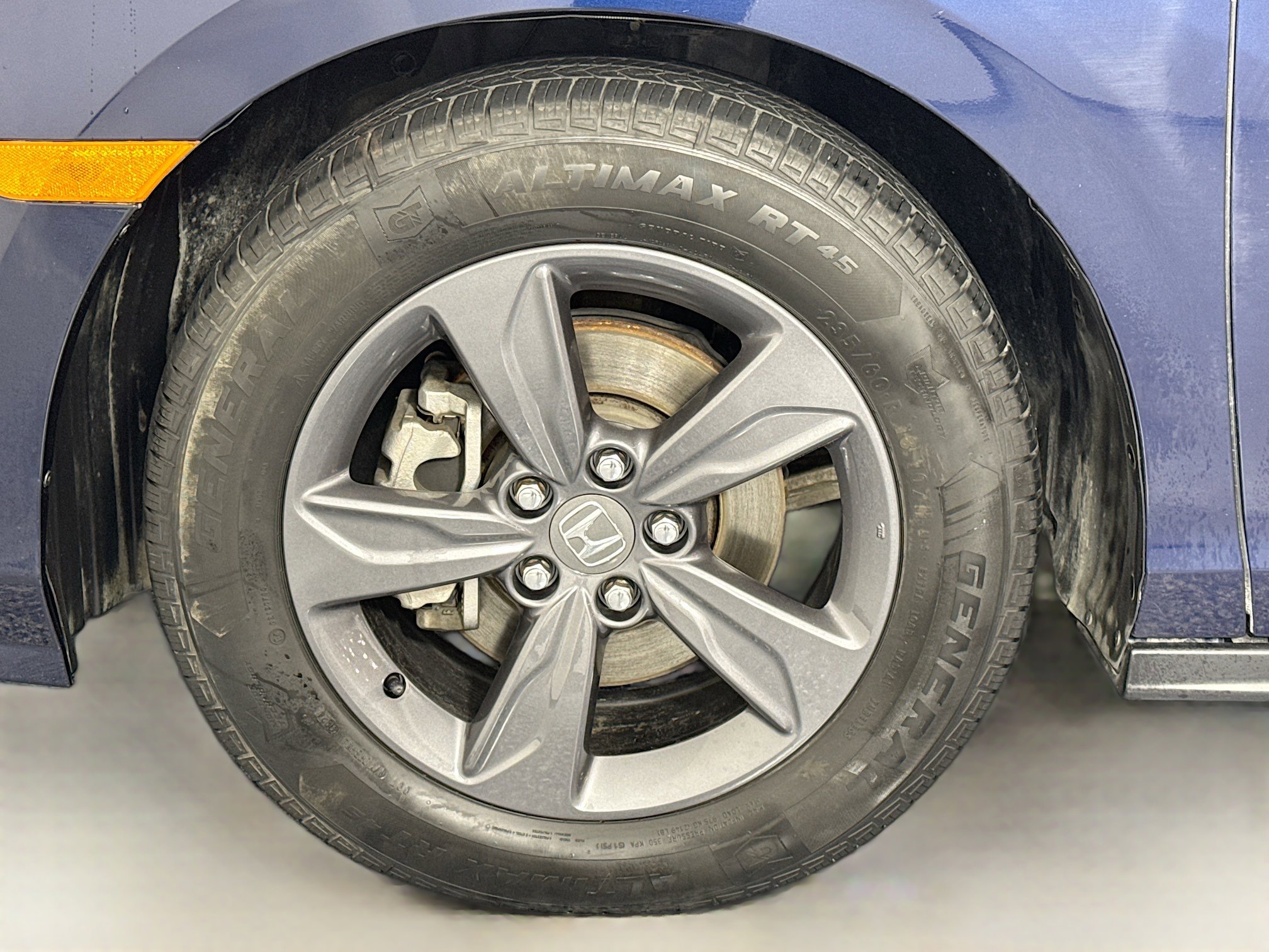 Certified 2023 Honda Odyssey EX image 31