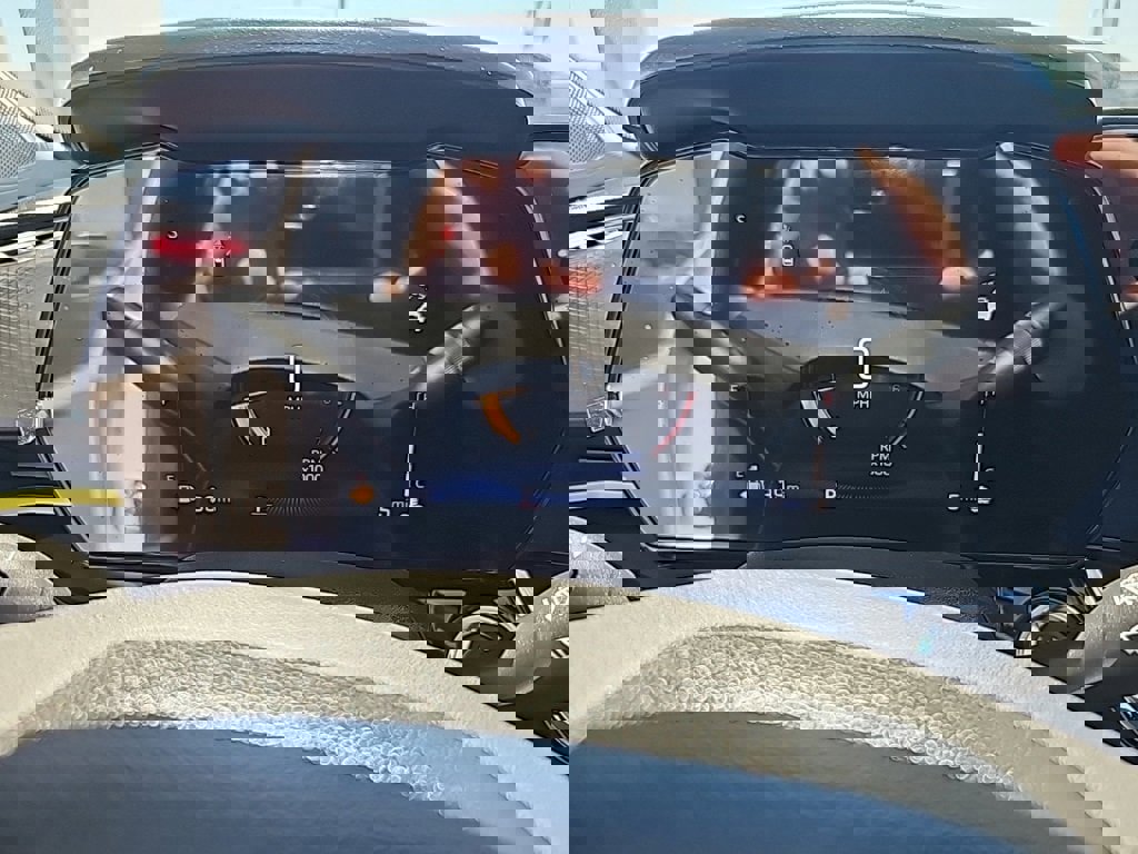 New 2026 Chevrolet Trax ACTIV w/ Sunroof Package image 17