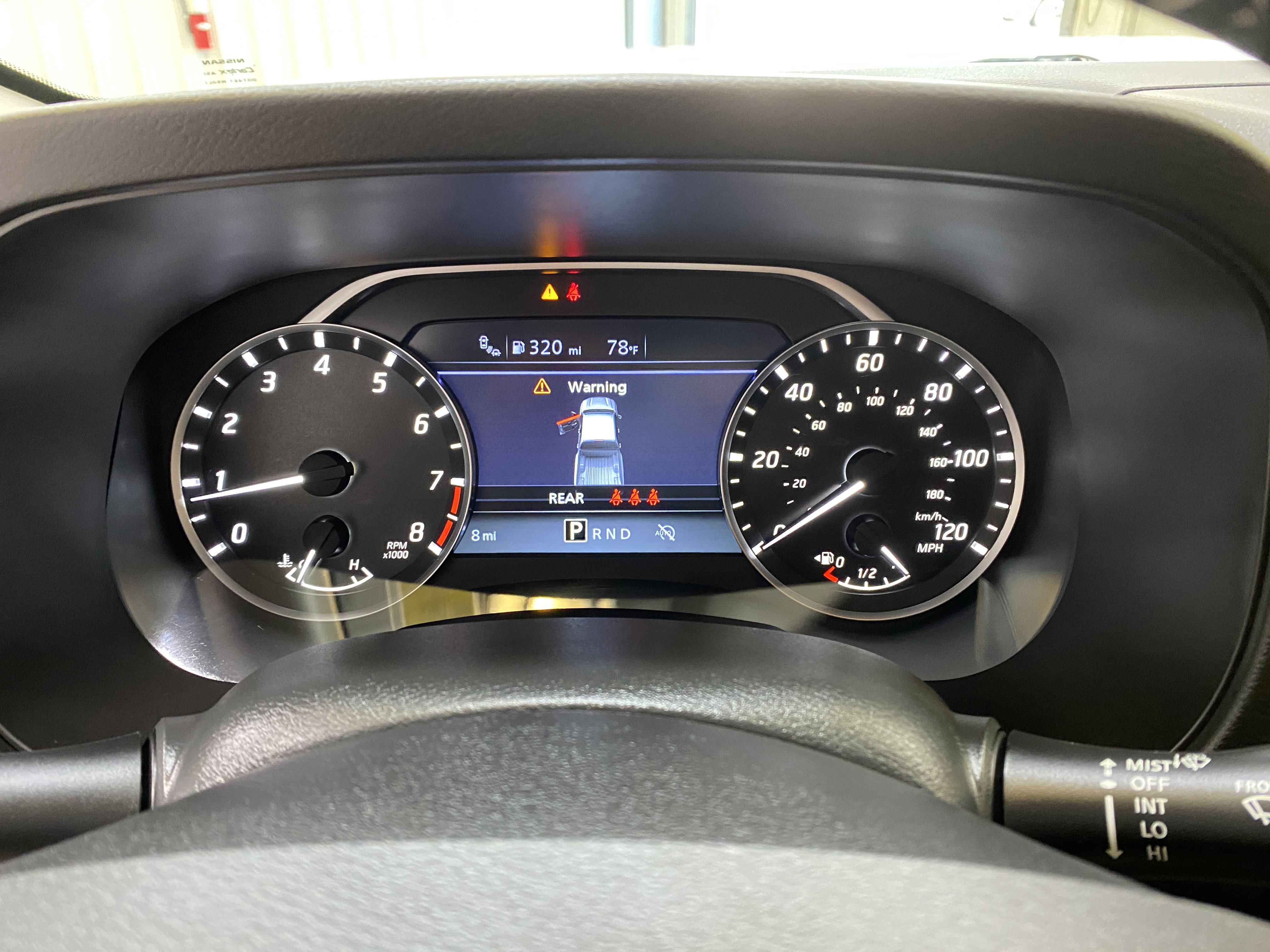 Used 2025 Nissan Frontier SV w/ SV Convenience Package image 32