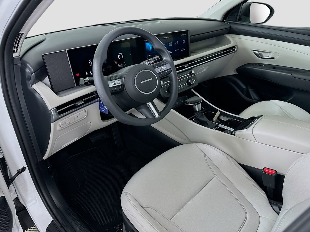 New 2026 Hyundai Tucson SE image 9