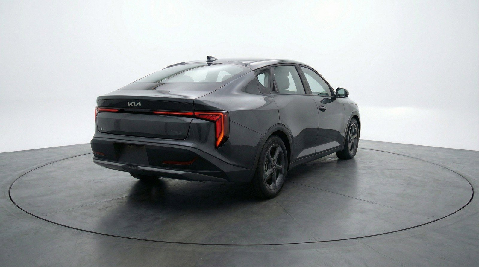 Used 2025 Kia K4 LXS image 9