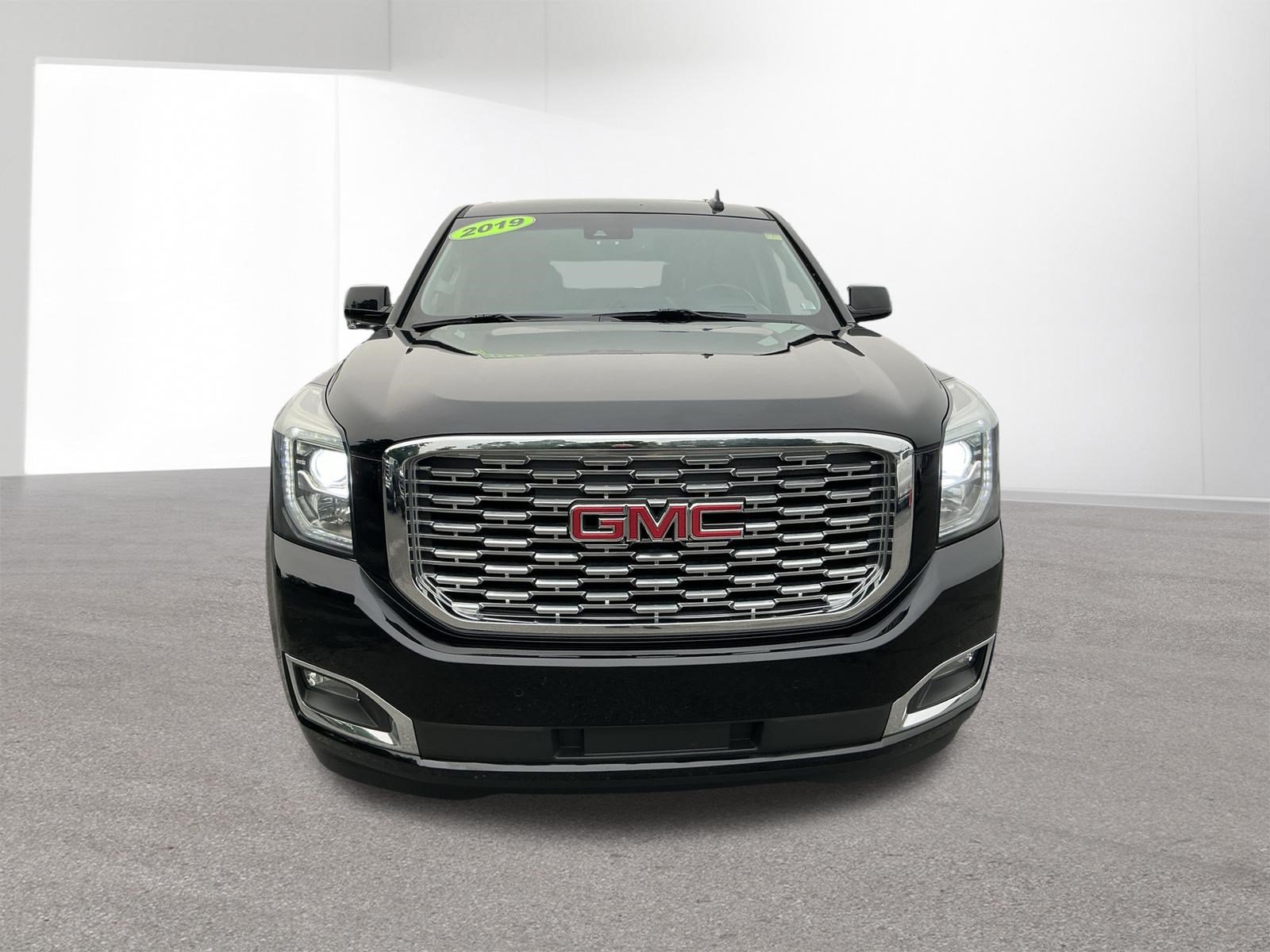 Used 2019 GMC Yukon Denali w/ Open Road Package AWD/4WD image 8