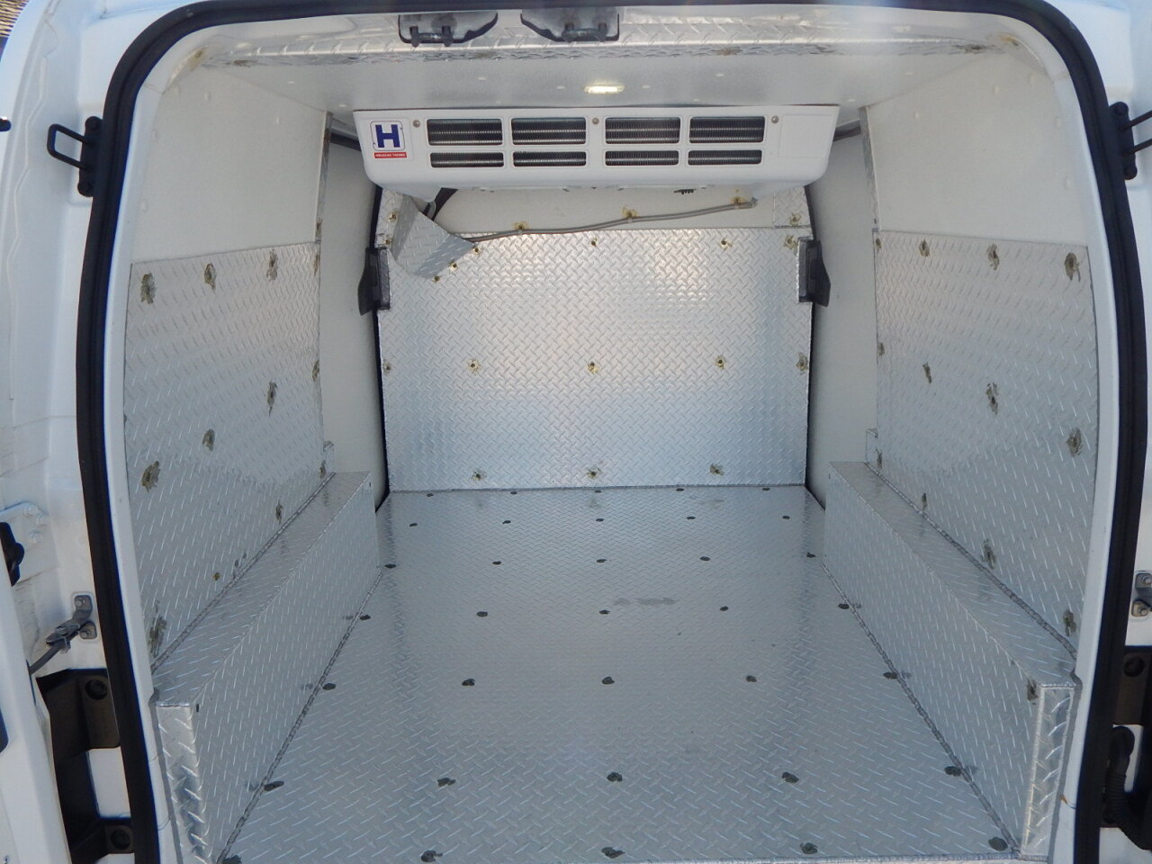 Used 2021 Nissan NV200 S FWD image 3