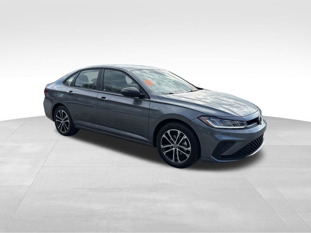 Used 2025 Volkswagen Jetta Sport image 17