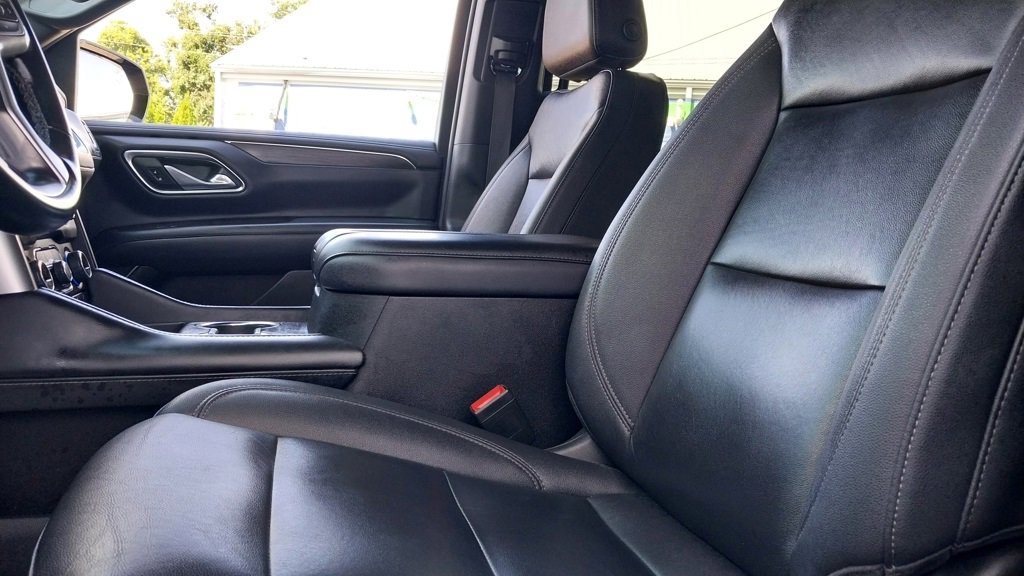 Used 2023 Chevrolet Suburban LT image 19