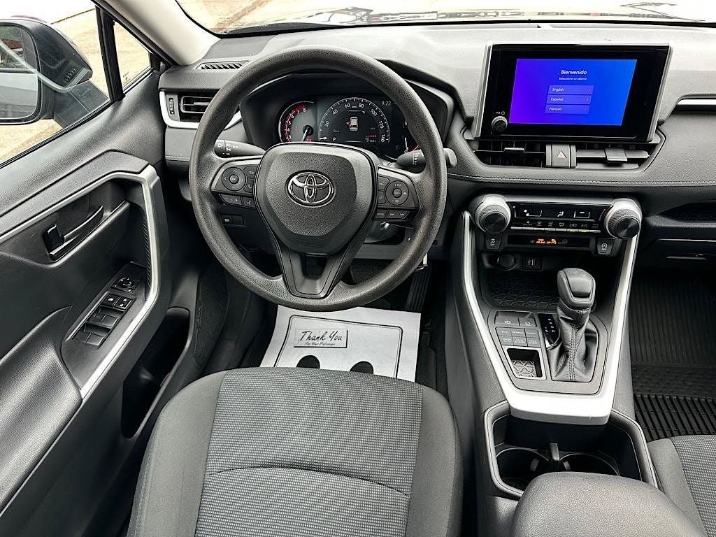 Certified 2023 Toyota RAV4 LE AWD/4WD image 19