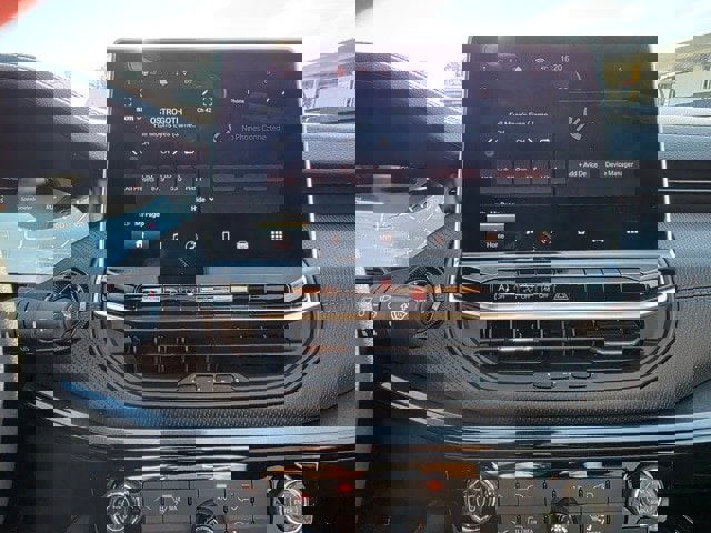 New 2026 Jeep Compass Latitude image 17