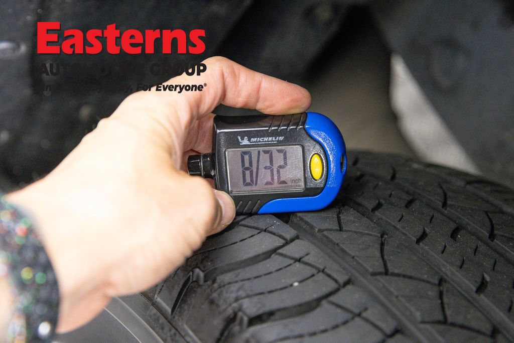 Used 2021 Lexus GX 460 w/ Accessory Package AWD/4WD image 32